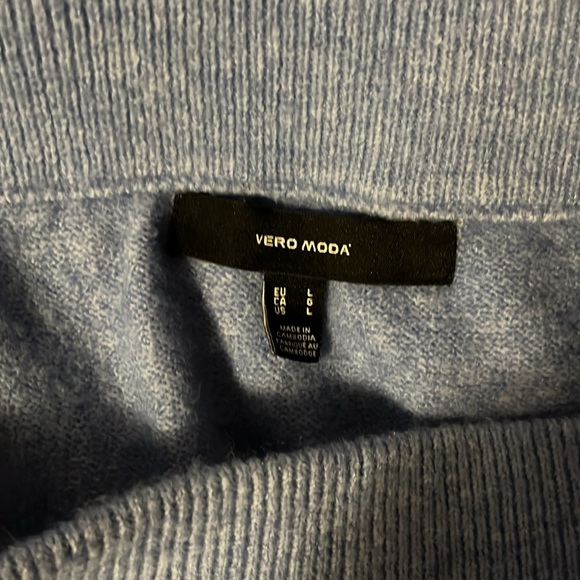 NWOT - Faux-Wrap Cross-Slit Midi Skirt - Picture 2 of 5